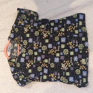 Printed scrub top